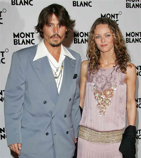 vanessa paradis mariage johnny depp|Johnny Depp and Vanessa Paradis’ Relationship Timeline